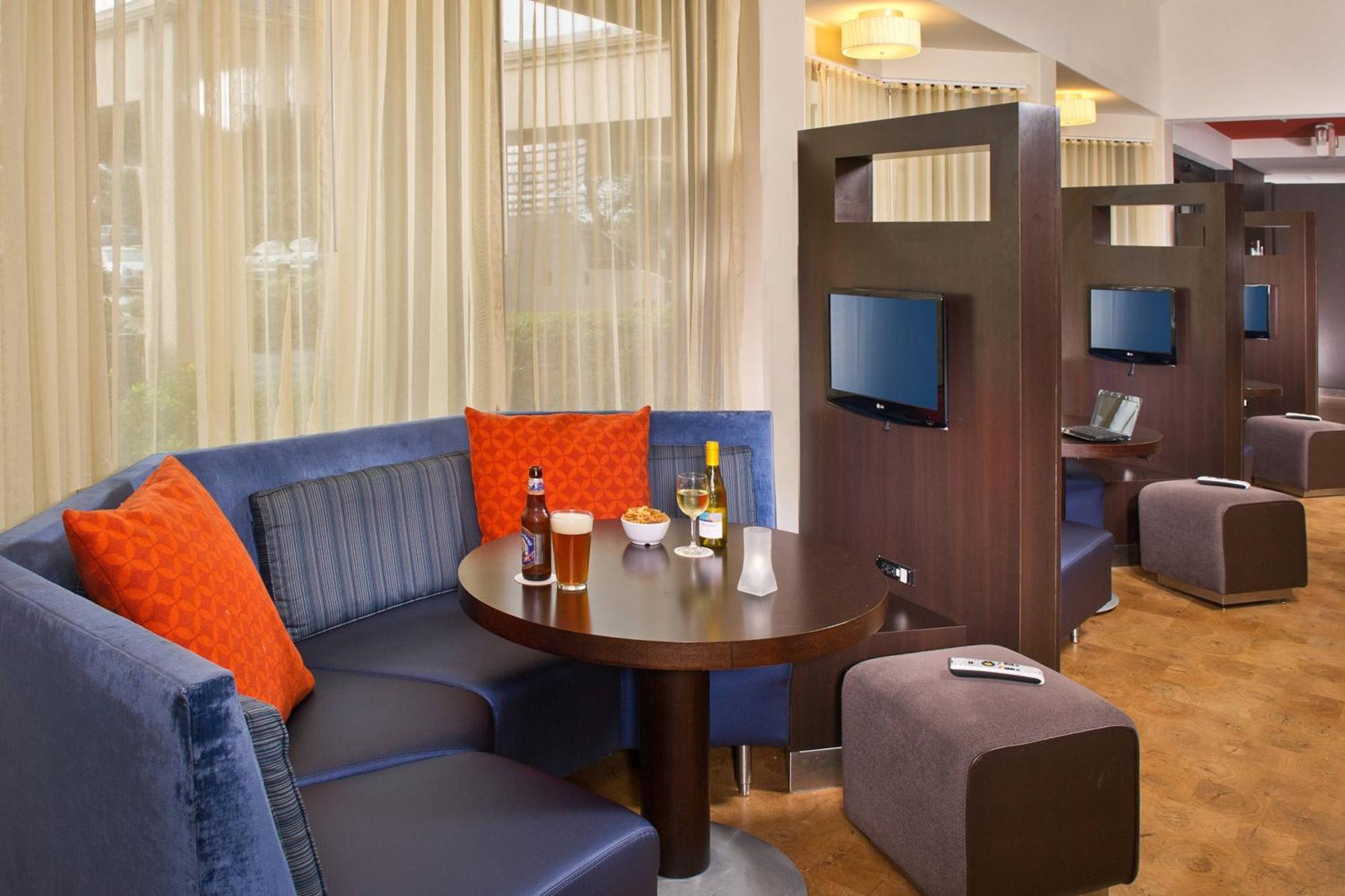 Courtyard By Marriott Mt. Laurel Hotel Mount Laurel Exterior foto